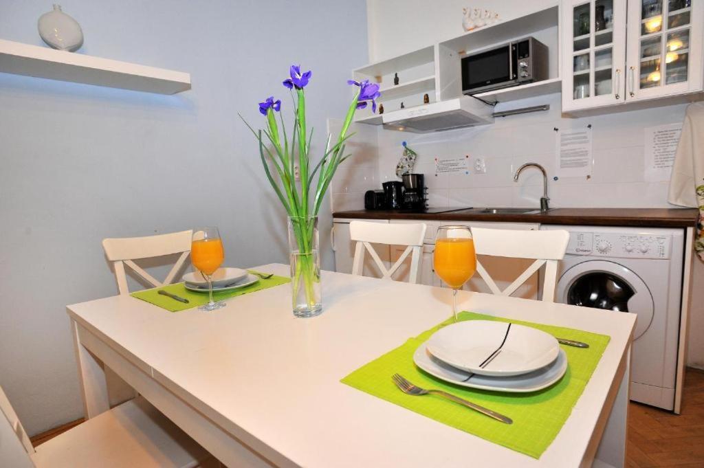 Condo Vinohrady II Prague Luaran gambar
