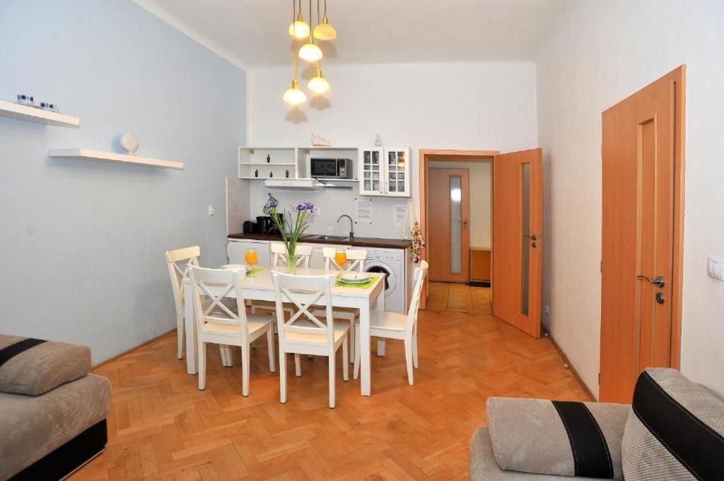 Condo Vinohrady II Prague Luaran gambar