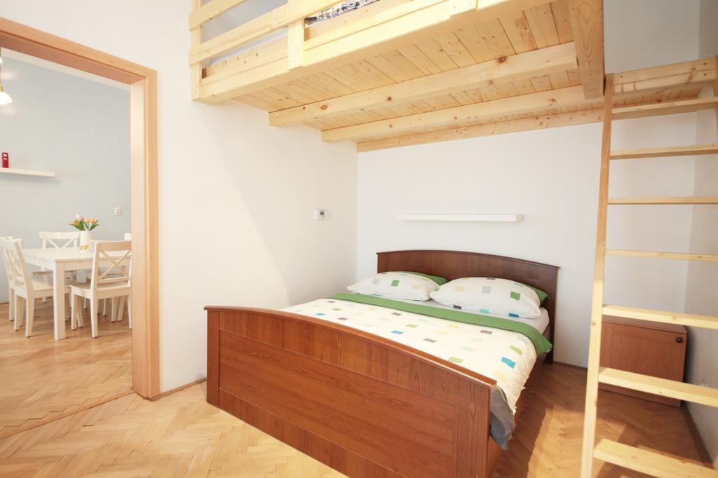 Condo Vinohrady II Prague Luaran gambar