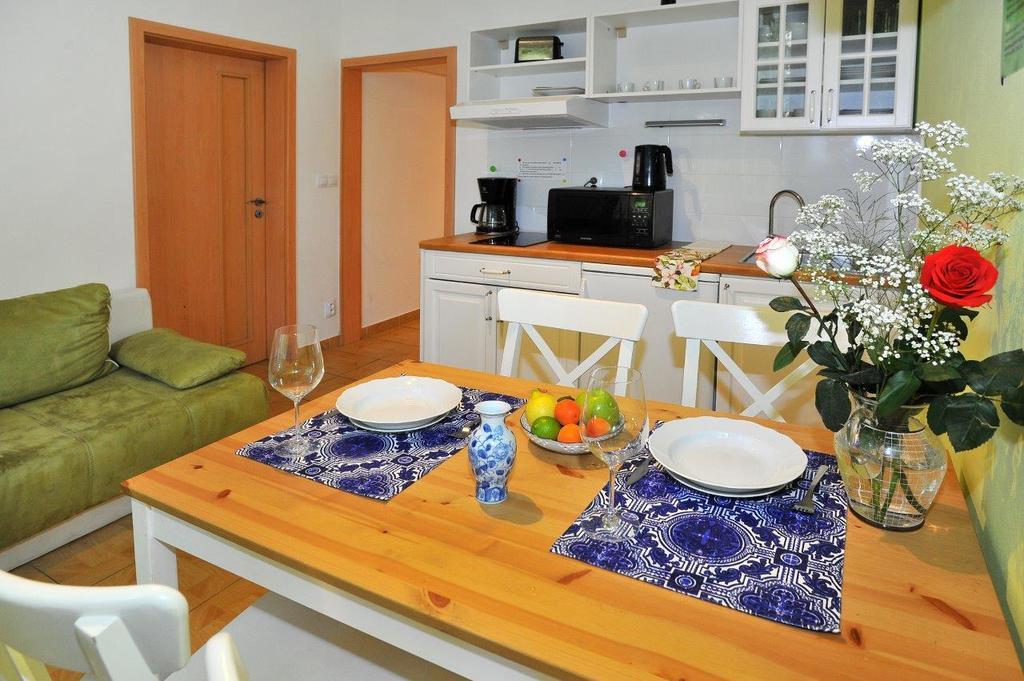 Condo Vinohrady II Prague Luaran gambar